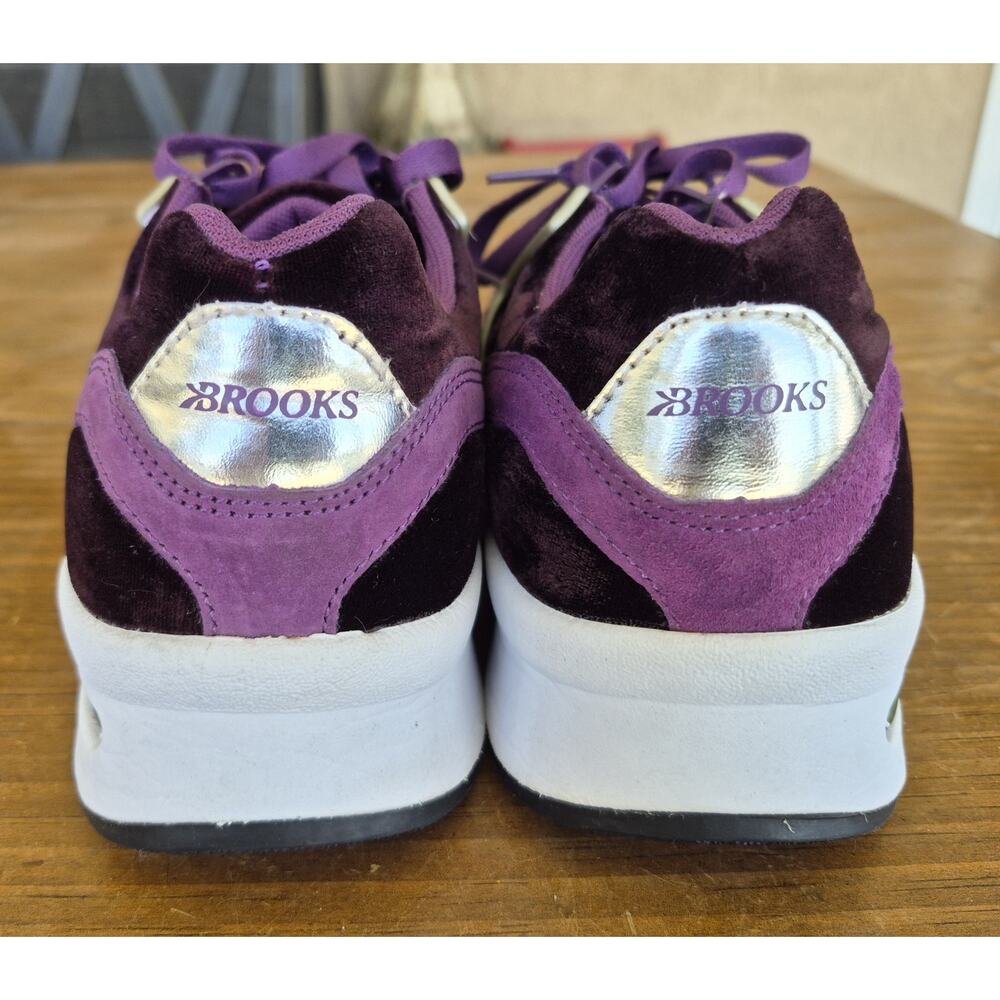 Brooks Purple and Black Women's Sneakers - Picture 11 of 14
